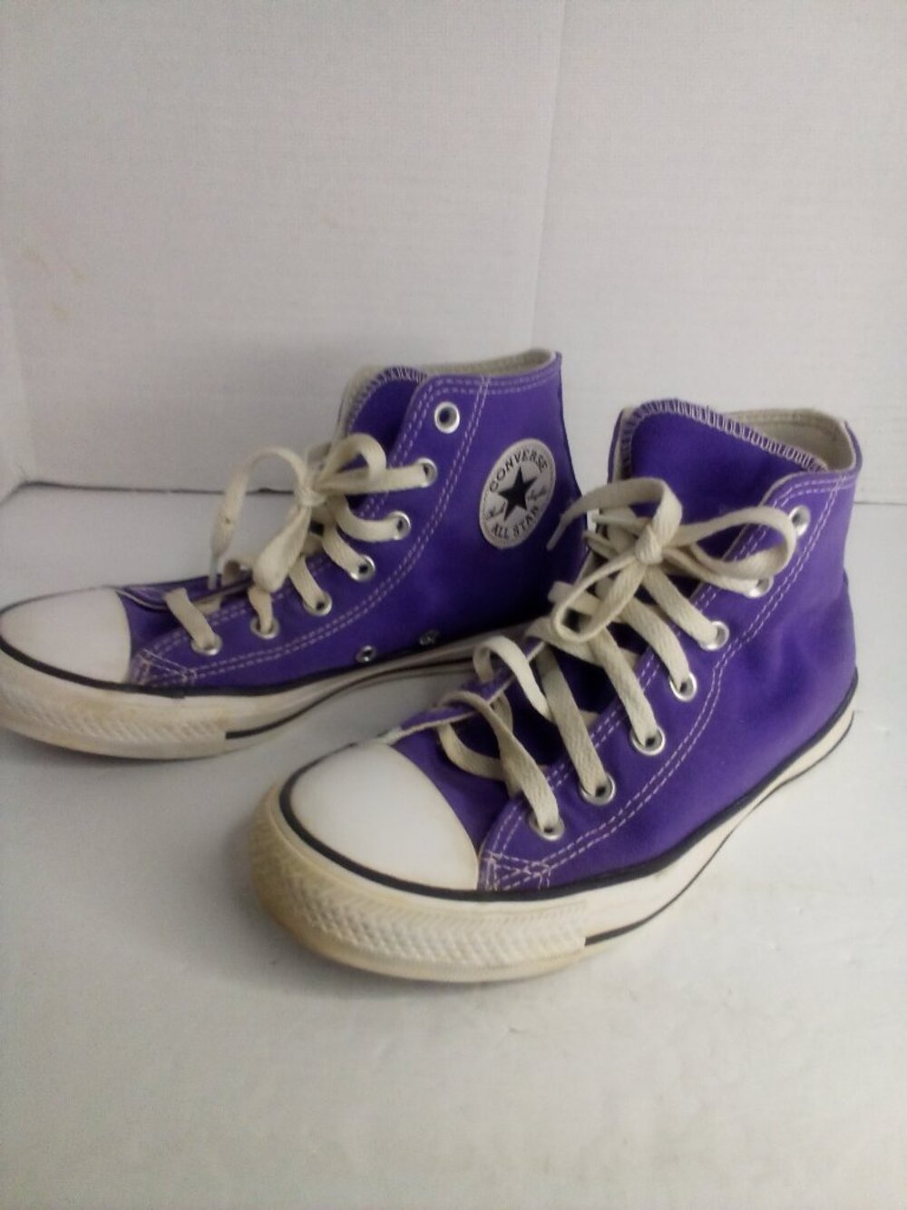 Converse All Star Shoes Women 7.5 Men 5.5 High Top Purple